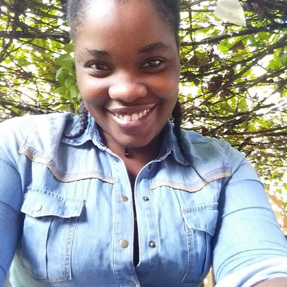 Meet your Posher, Reina